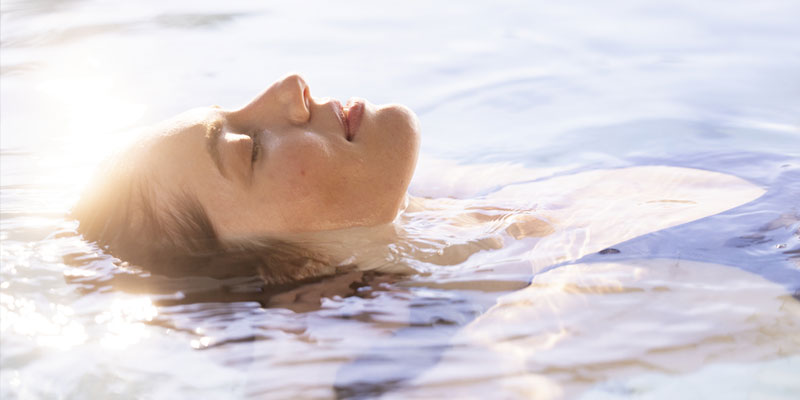 Récupération sportive et hydrothérapie dans un spa Jacuzzi® – détente après l’effort relaxation et récupération sportive dans un jacuzzi